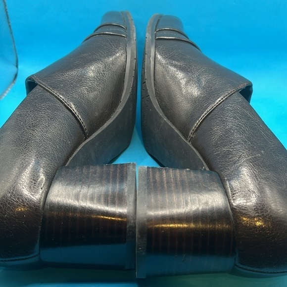 Franco Sarto Heels Womens 7 M Rodeo Square Toe Pumps Brown Faux Leather Slip On - Picture 5 of 9